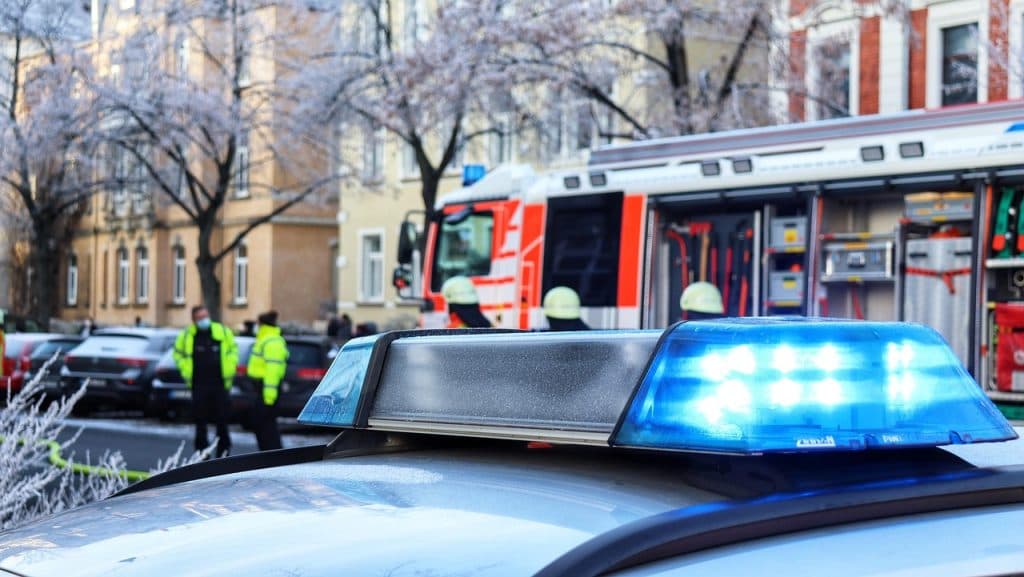 Man vårdas på intensiven efter brand i kastrull – allvarliga skador
