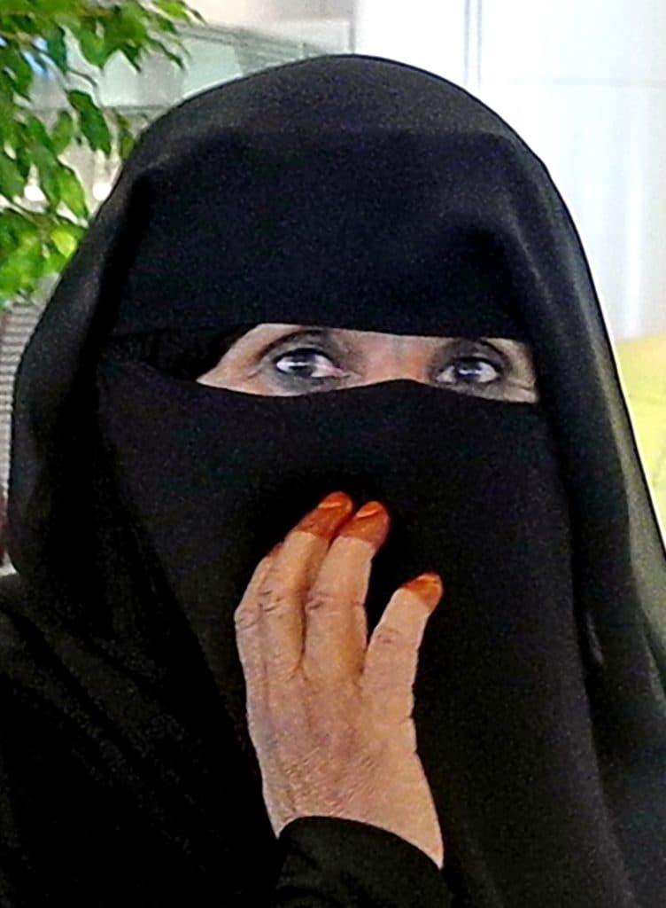 Sverige överväger slöjförbud – krav på totalförbud mot niqab och burka