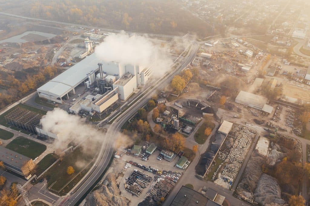 Sveriges klimatutsläpp minskar – men avståndet till målen ökar