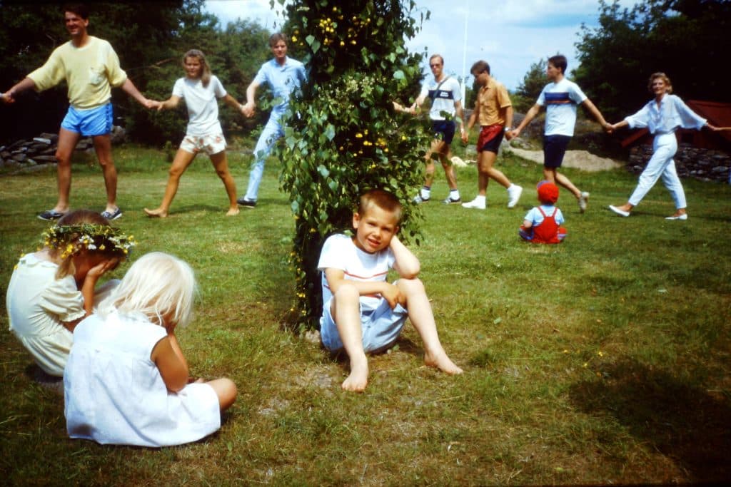 Midsommarfirande i Sverige – traditioner och festligheter