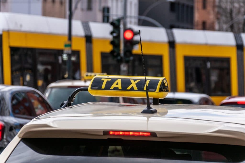Gävle Stads Taxi förlorar tillstånd – påverkar samhällsresor
