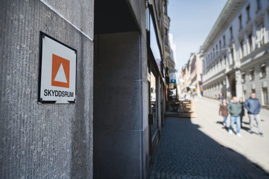 Ny skyddsrumslag: bostadsrättsföreningar måste kunna tömma förrådet på 48 timmar