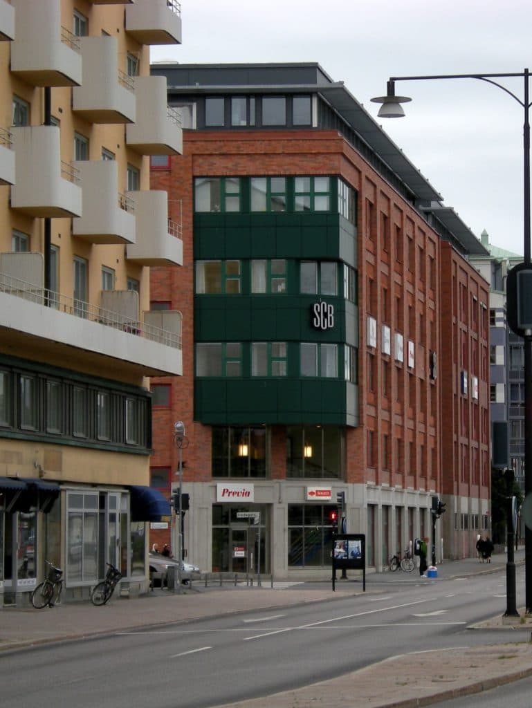 SCB: 103 000 fler i jobb på ett år – men arbetslösheten biter sig fast