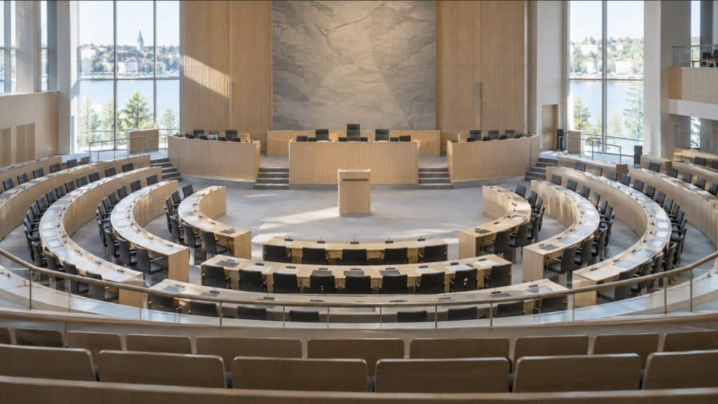 Talman, omröstning och upp till fyra försök: så bildas regeringen efter det jämnaste valet på decennier