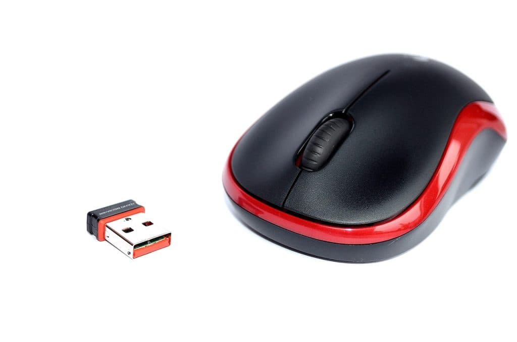 Logitech Mobi Fold – den vikbara musen för rörliga arbetsliv