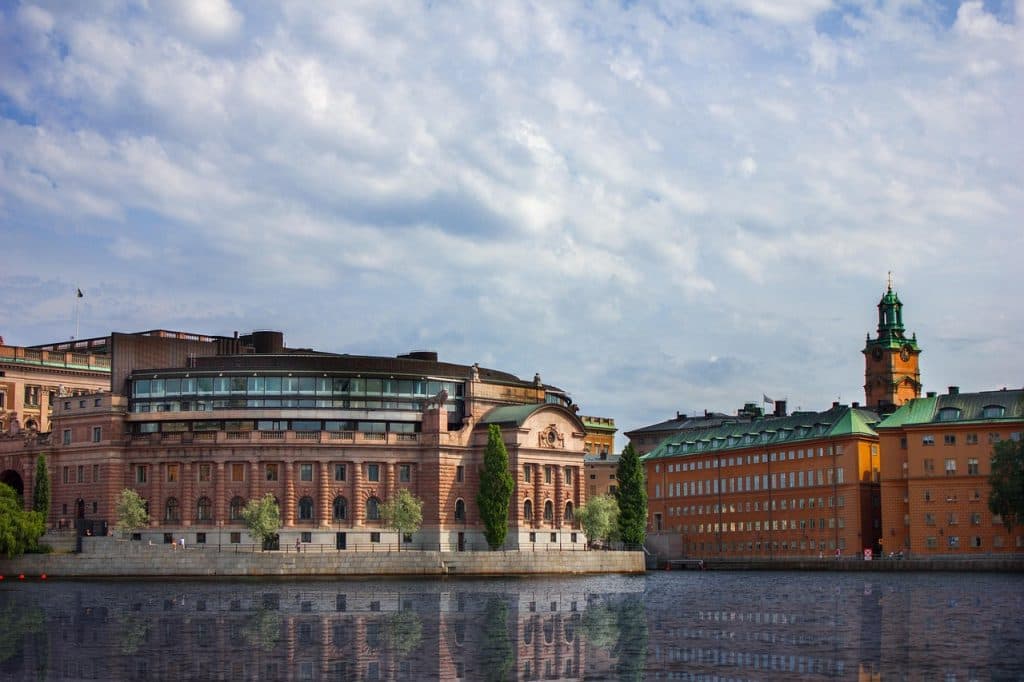 Magdalena Andersson Sverige: vill styra med tre löften